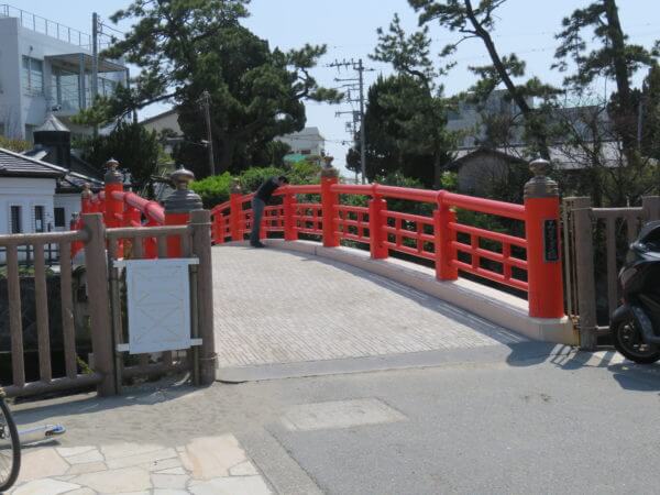 森戸神社